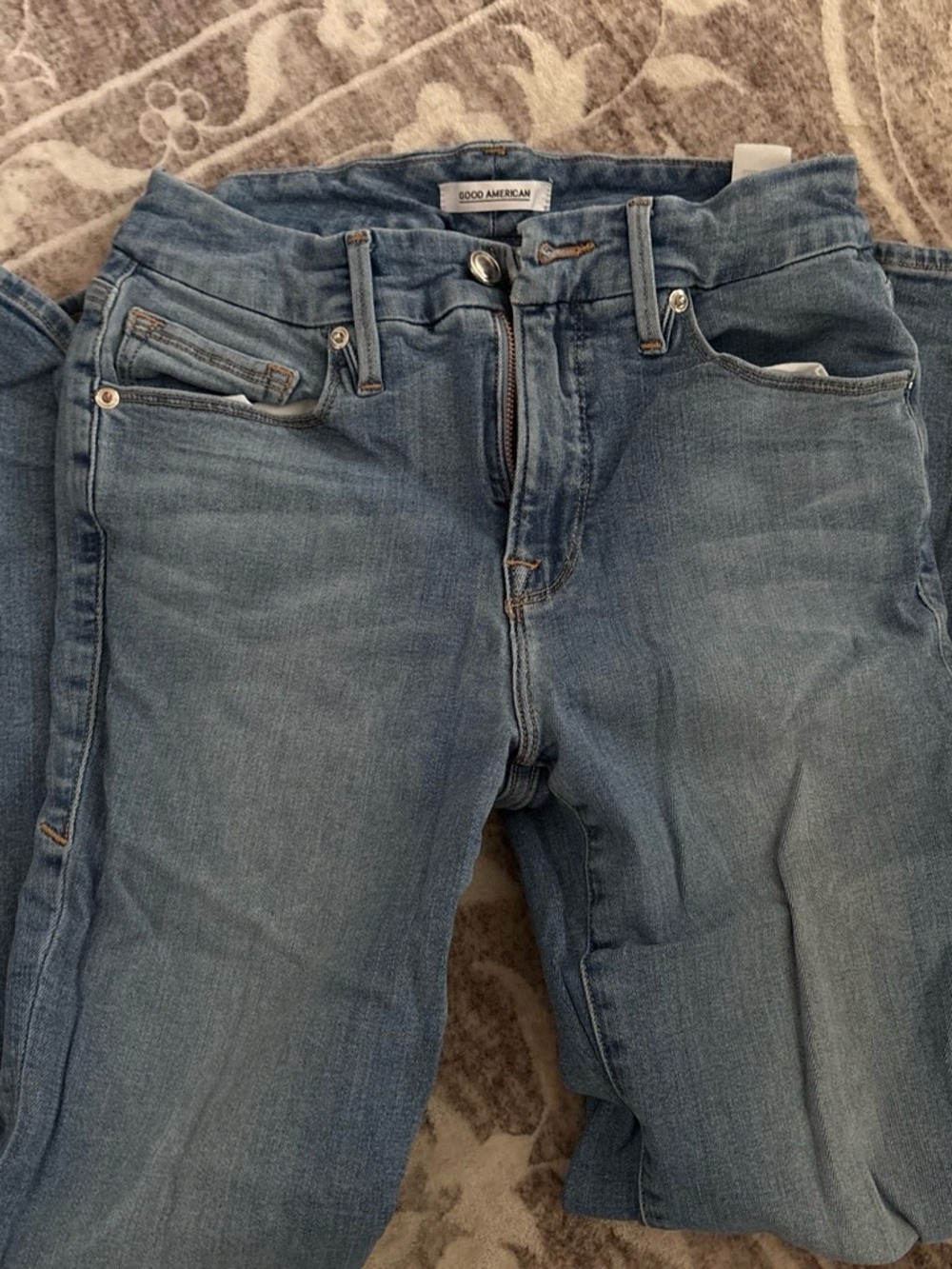 Good American Light Blue Skinny Jeans - Classic Stretch Denim